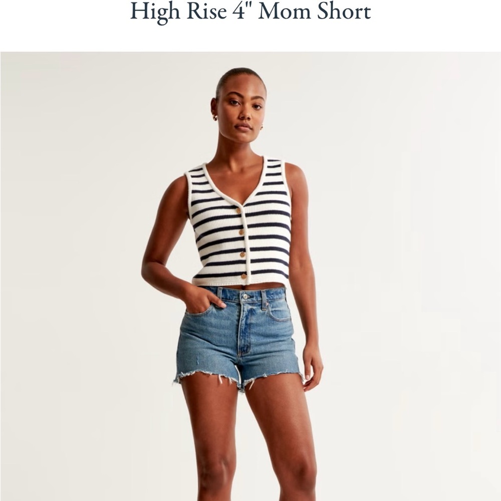 NWT Abercrombie and Fitch 4” mom short sz 8 or 29” waist